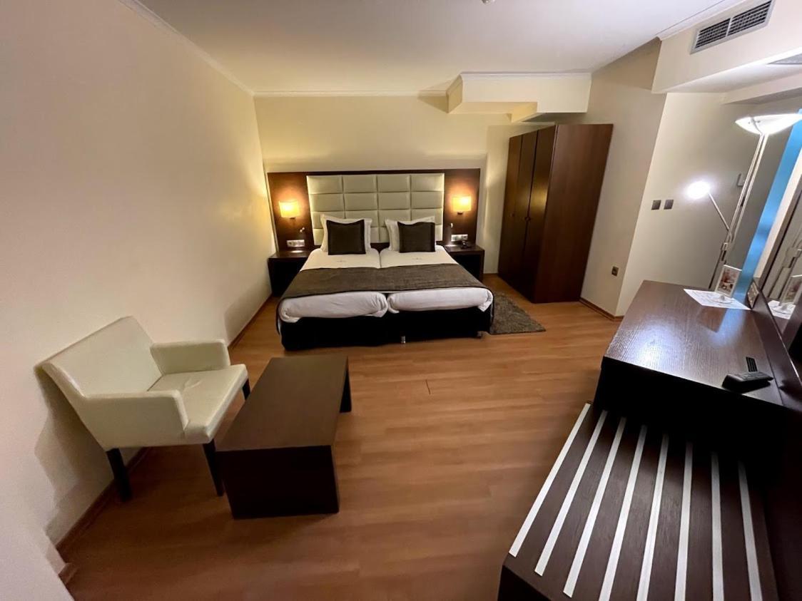 Europa Hotel Kastoriá Eksteriør bilde